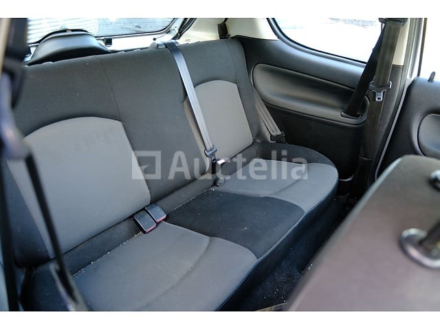 Peugeot 208 auto - afbeelding 7 van  35