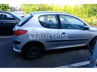 Peugeot 208 auto