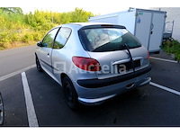 Peugeot 208 auto - afbeelding 12 van  35