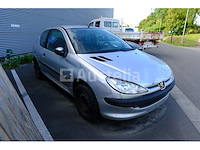 Peugeot 208 auto - afbeelding 23 van  35