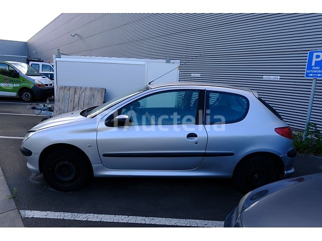 Peugeot 208 auto - afbeelding 35 van  35