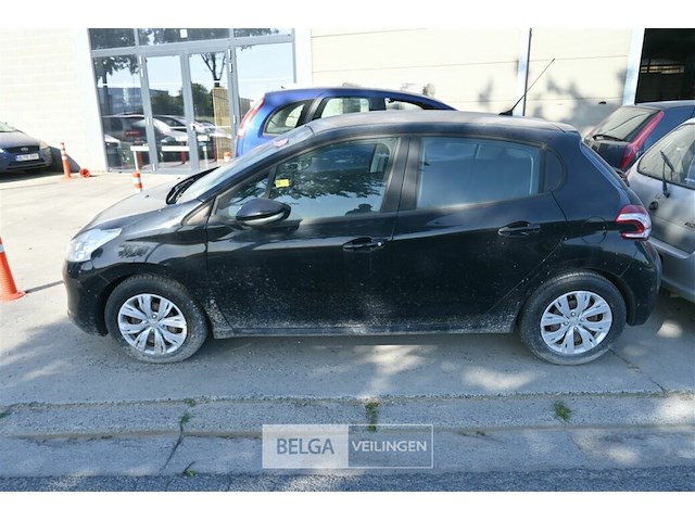 Peugeot 208, enkel voor vergunninghouders en erkende centra voor verschroting - afbeelding 4 van  8