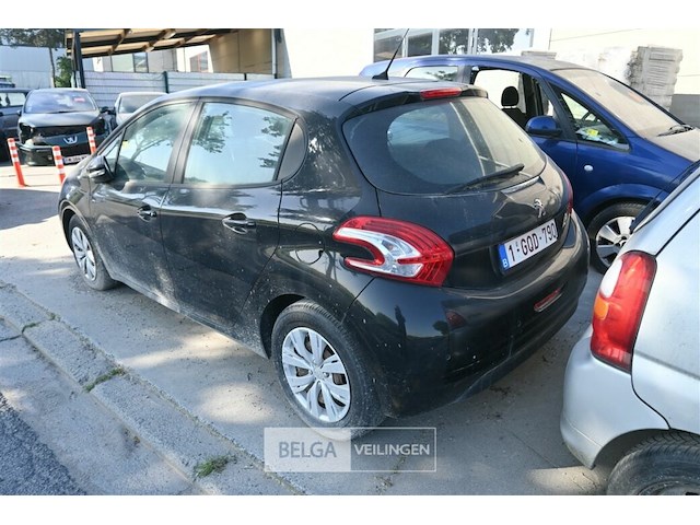 Peugeot 208, enkel voor vergunninghouders en erkende centra voor verschroting - afbeelding 5 van  8