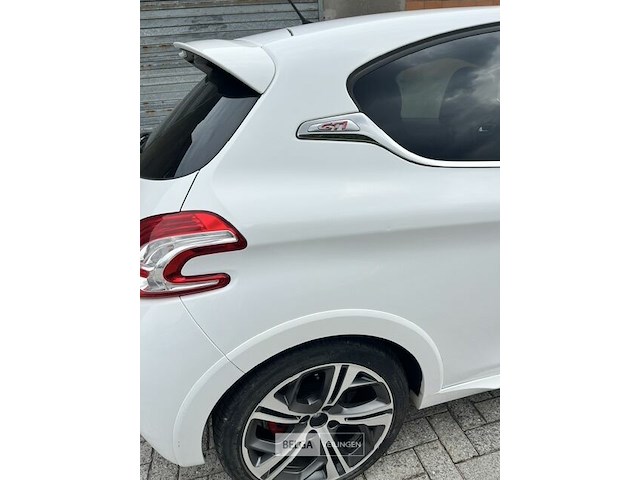 Peugeot 208 gti - afbeelding 11 van  21