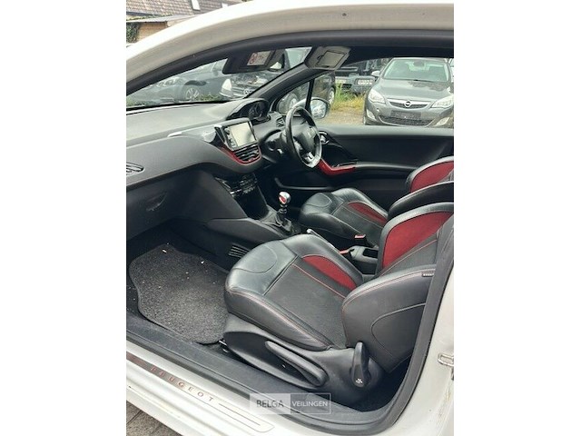 Peugeot 208 gti - afbeelding 20 van  21