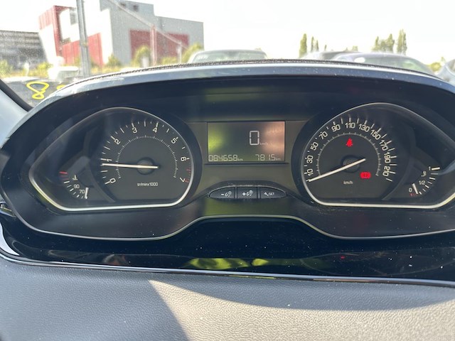 Peugeot 208 luxury puretech 82 , 2018 - afbeelding 4 van  32