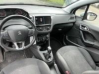 Peugeot 208 personenauto - afbeelding 8 van  27