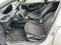 Peugeot 208 personenauto - afbeelding 11 van  27