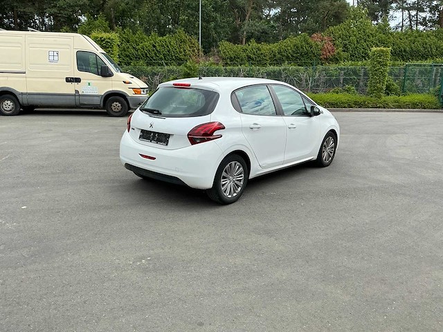 Peugeot 208 personenauto - afbeelding 26 van  27
