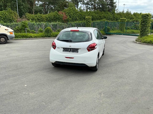 Peugeot 208 personenauto - afbeelding 27 van  27