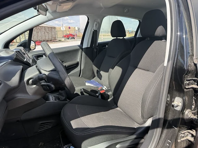 Peugeot 208 - afbeelding 2 van  33