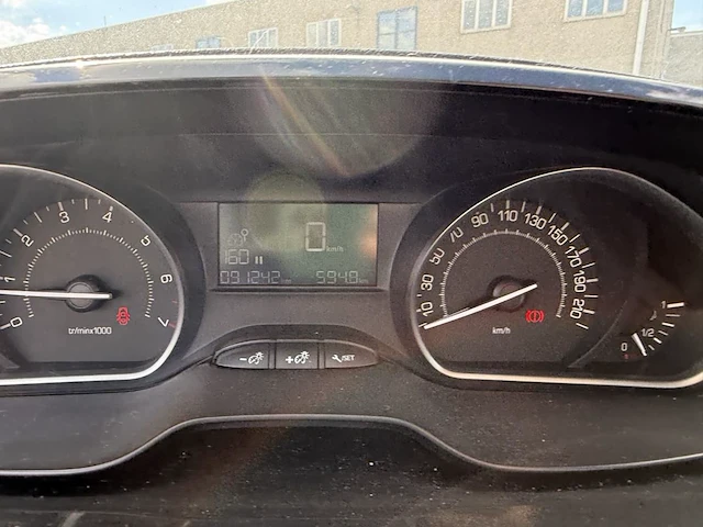 Peugeot 208 - afbeelding 7 van  33