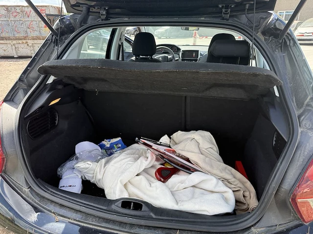 Peugeot 208 - afbeelding 18 van  33