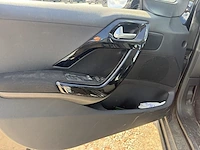Peugeot 208 - afbeelding 32 van  33