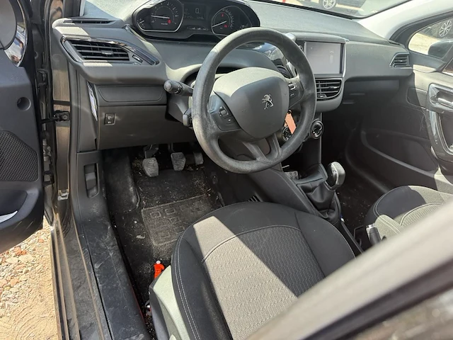 Peugeot 208 - afbeelding 33 van  33