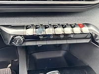 Peugeot 3008 1.2 puretech allure 130 at, 2017 - afbeelding 8 van  40