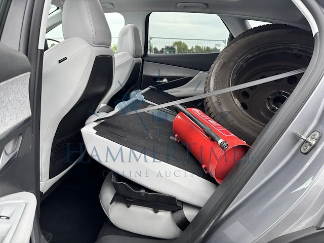 Peugeot 3008 1.2 puretech allure 130 at, 2017 - afbeelding 18 van  40