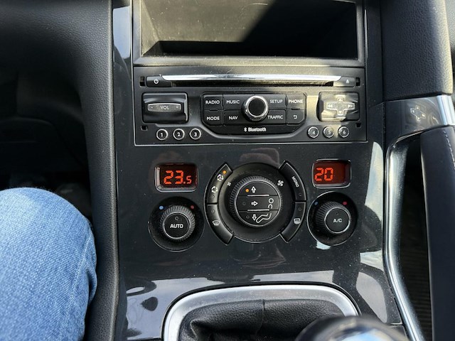 Peugeot 3008 1.6 hdi active, 2015 - afbeelding 3 van  27