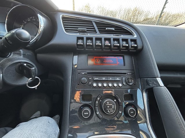 Peugeot 3008 1.6 hdi premium pack fap, 2011 - afbeelding 4 van  33