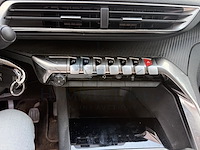 Peugeot 3008 bluehdi active, 2019 - afbeelding 6 van  32