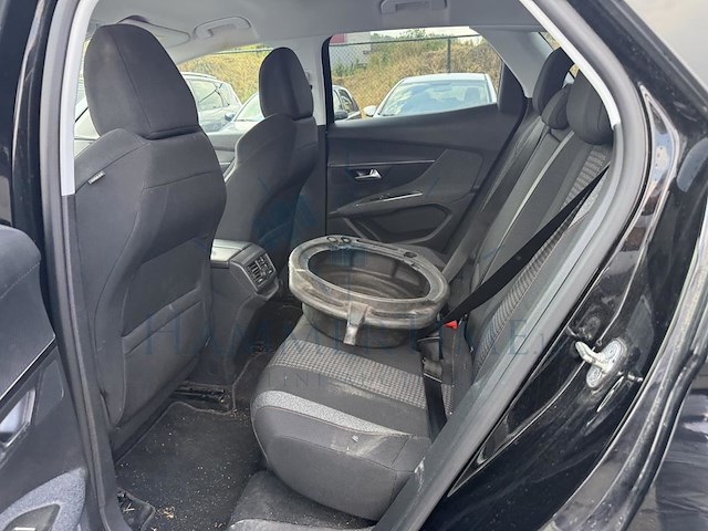 Peugeot 3008 bluehdi active, 2019 - afbeelding 14 van  32