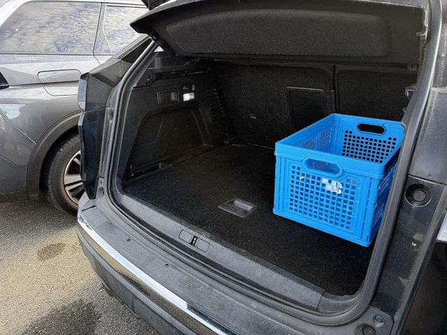 Peugeot 3008 bluehdi allure at, 2017 - afbeelding 11 van  28