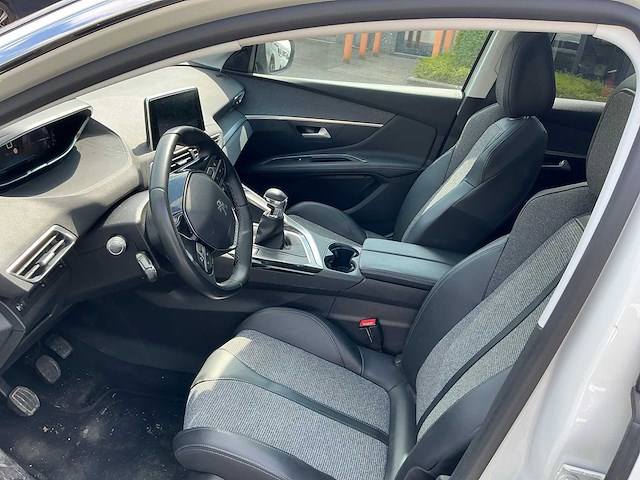 Peugeot 3008 personenauto - afbeelding 2 van  12