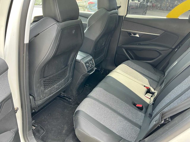 Peugeot 3008 personenauto - afbeelding 7 van  31