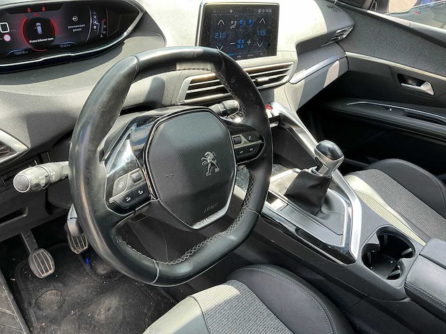 Peugeot 3008 personenauto - afbeelding 17 van  31
