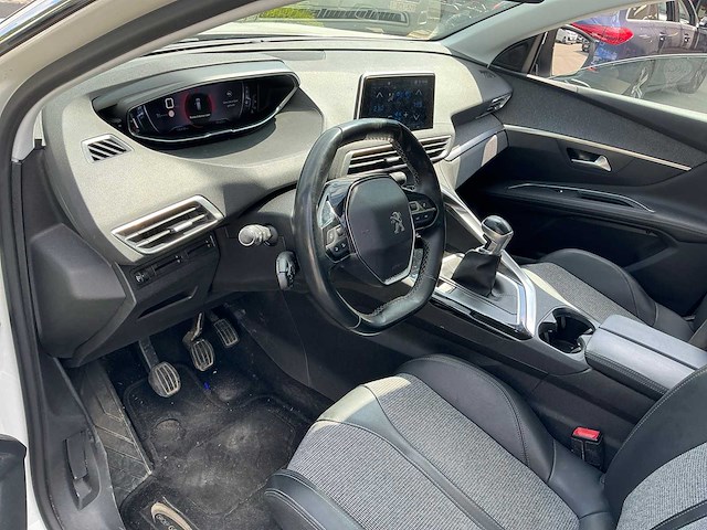 Peugeot 3008 personenauto - afbeelding 15 van  31