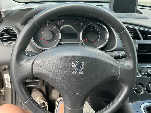 Peugeot 3008 personenauto - afbeelding 4 van  9