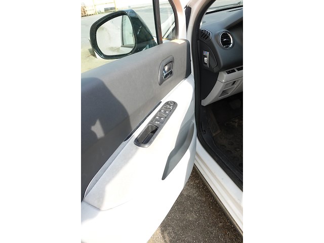 Peugeot 3008 - afbeelding 24 van  26