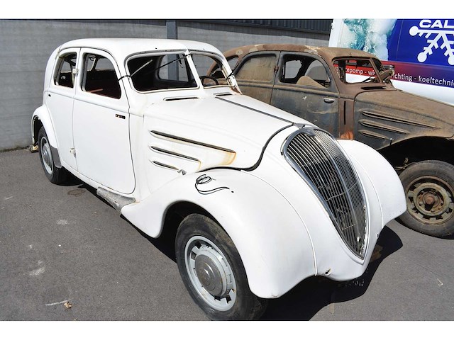 Peugeot 302 **no reserve** - afbeelding 12 van  18