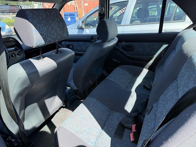 Peugeot 306, 1996 - afbeelding 11 van  27