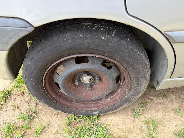 Peugeot 306 oldtimer - afbeelding 3 van  33