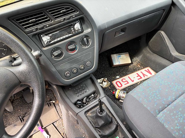 Peugeot 306 oldtimer - afbeelding 8 van  33