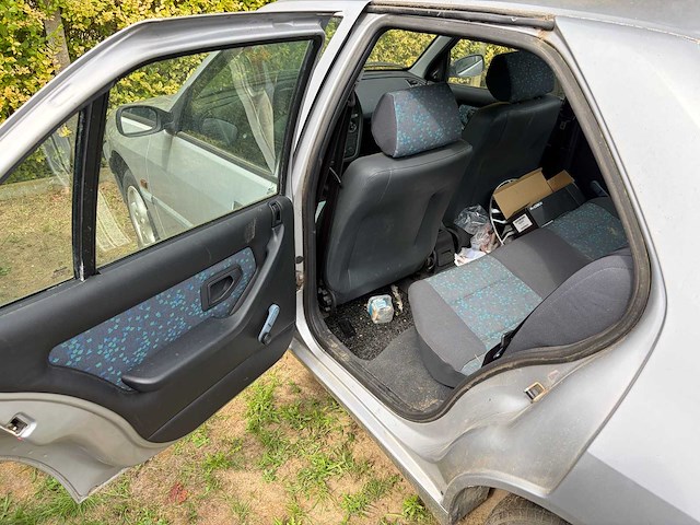 Peugeot 306 oldtimer - afbeelding 9 van  33