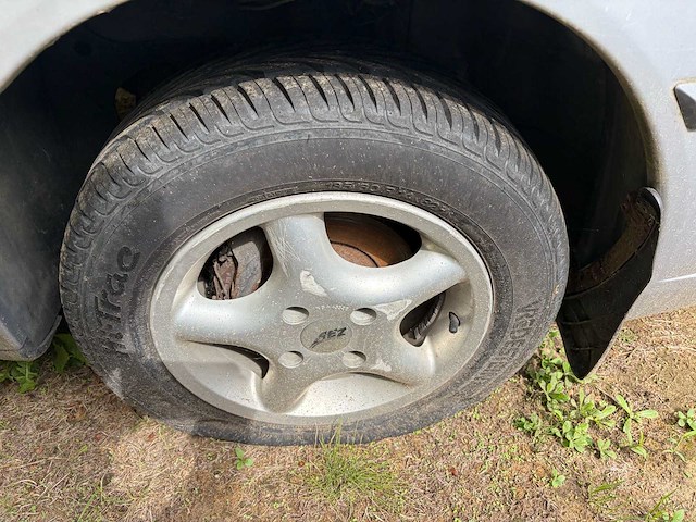 Peugeot 306 oldtimer - afbeelding 33 van  33