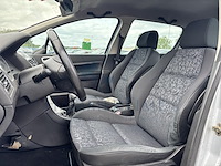 Peugeot 307 1.6 hdi sr confort fap, 2005 - afbeelding 2 van  36