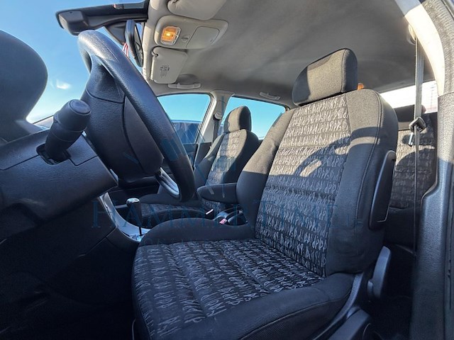 Peugeot 307 1.6i 16v xs 110 at, 2004 - afbeelding 33 van  34