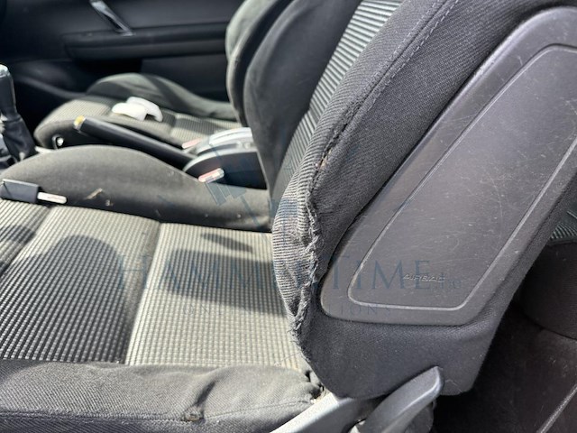 Peugeot 307 cc 1.6i 16v dynamique,2005 - afbeelding 24 van  30