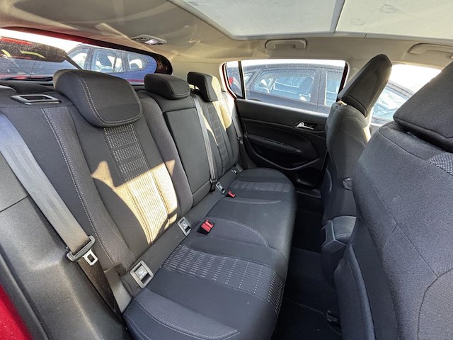 Peugeot 308 1.2 puretech active stt, 2015 - afbeelding 13 van  25