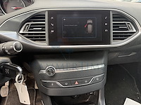 Peugeot 308 1.2 puretech allure, 2018 - afbeelding 7 van  40