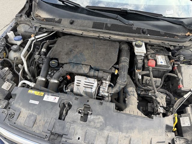 Peugeot 308 1.2 puretech allure, 2018 - afbeelding 24 van  40