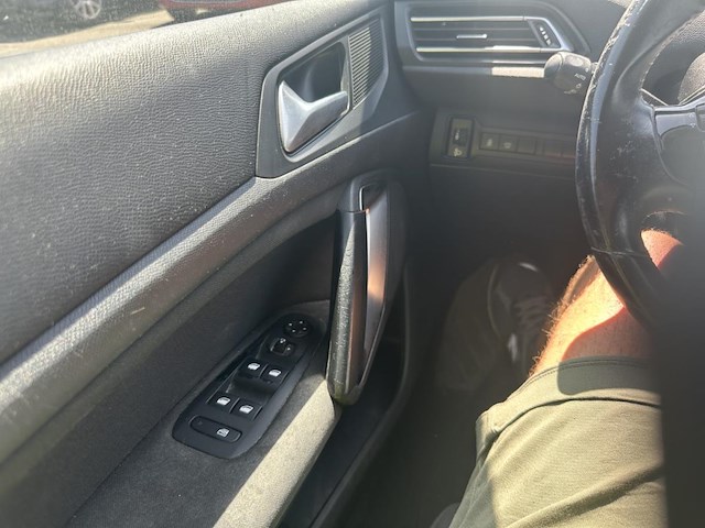 Peugeot 308 1.2 puretech base 82, 2017 - afbeelding 7 van  33