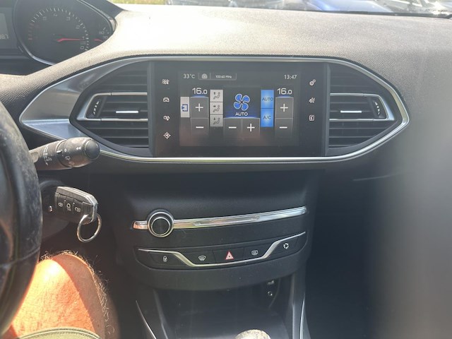 Peugeot 308 1.2 puretech base 82, 2017 - afbeelding 9 van  33