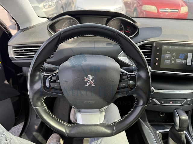 Peugeot 308 1.2 puretech feline stt 130 at, 2015 - afbeelding 5 van  33