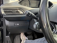 Peugeot 308 1.2 puretech feline stt 130 at, 2015 - afbeelding 8 van  33