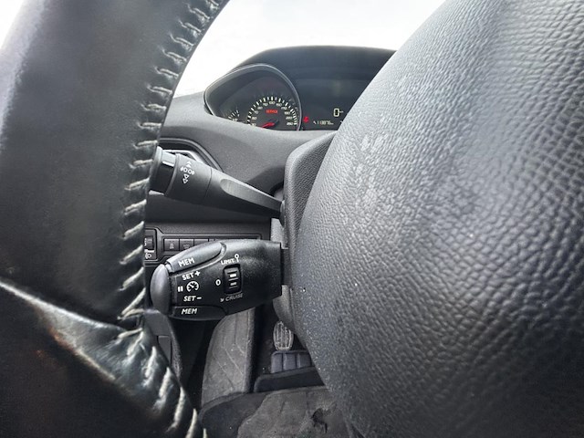 Peugeot 308, 2015 - afbeelding 7 van  29