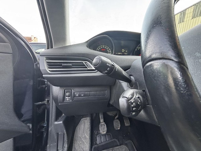 Peugeot 308, 2015 - afbeelding 8 van  29